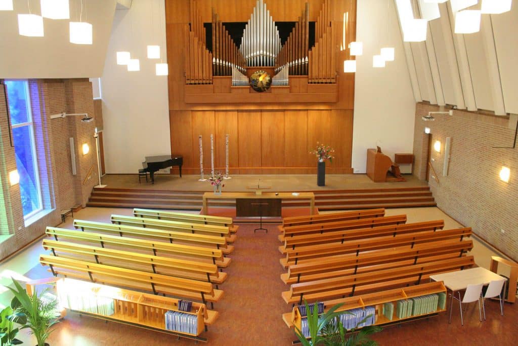 Apostolisch genootschap grote zaal met orgel