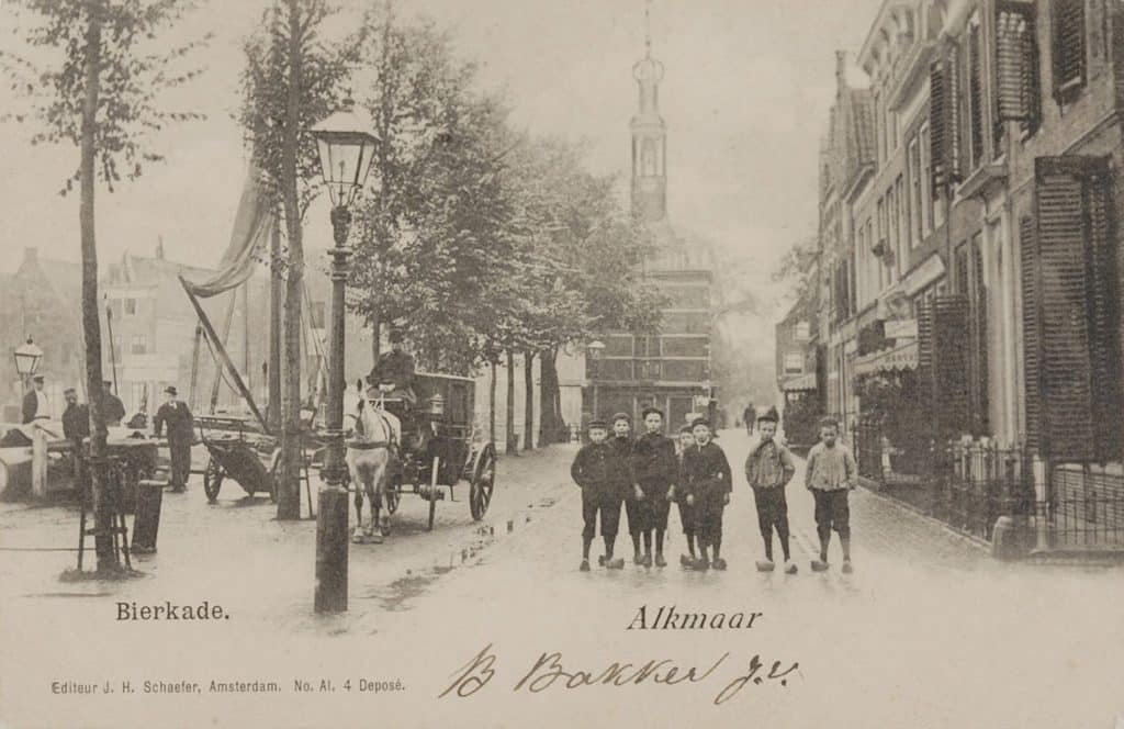 Bierkade Alkmaar De aanleiding tot de verrolling was een verkeersprobleem in 1902