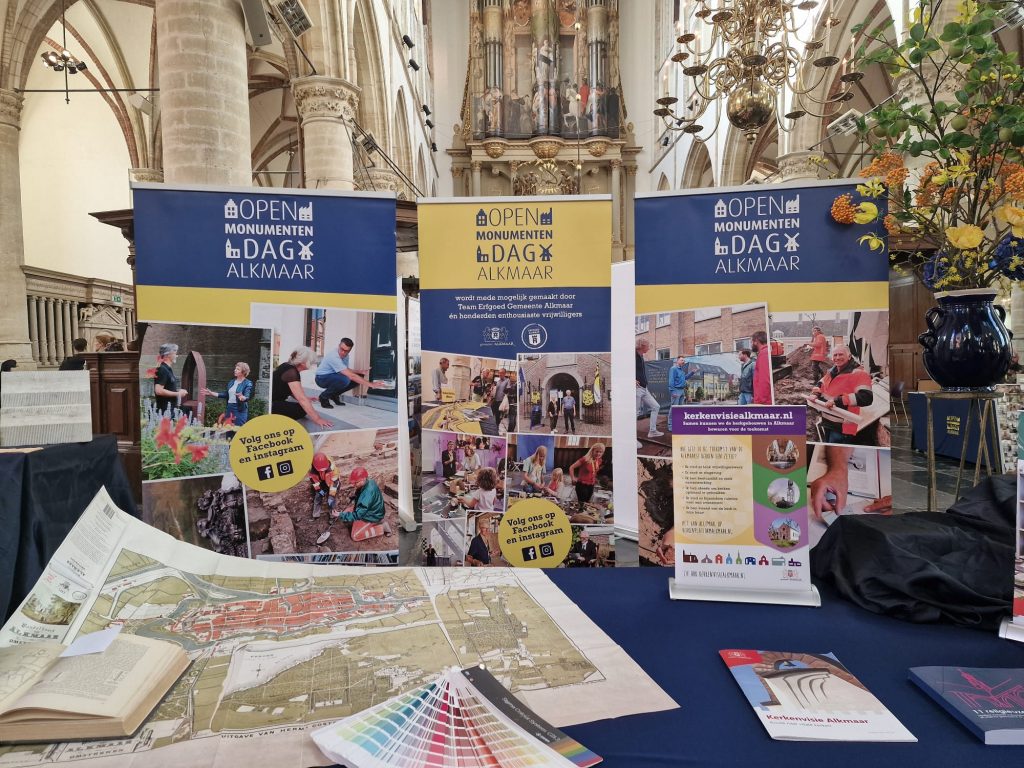 Grote St Laurenskerk erfgoedmarkt Gemeente stand