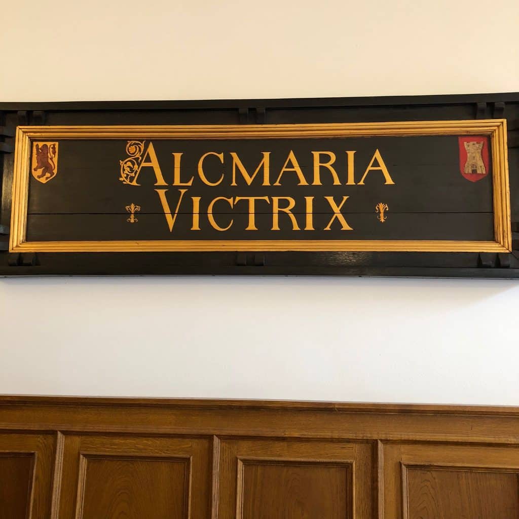 Stadhuis Alcmaria Victrix bord