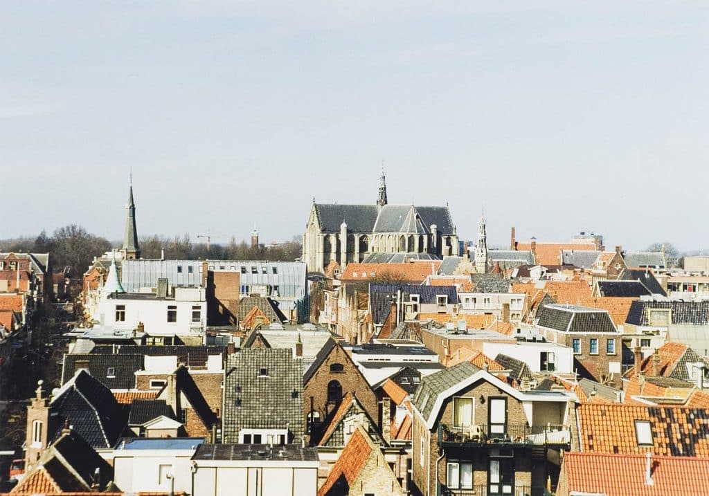 De Grote Sint Laurenskerk Circa 2000 Gezicht op het centrum van Alkmaar. Collectie Regionaal Archief Alkmaar-RAA011008650