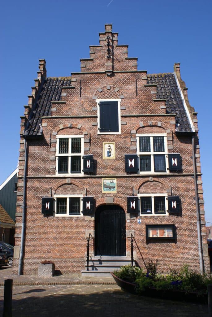 Raadhuis Grootschermer 2009. Foto J van Zanten.